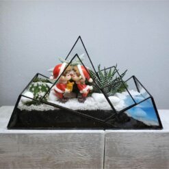 Новогодний Флорариум со снегом и влюбленной парой - 22 см