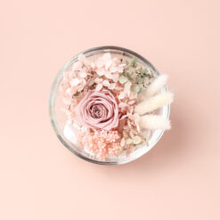 Флорариум из стабилизированных роз и гортензии