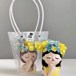 Кашпо дівчина українка з букетом 1 перше вересня