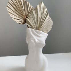 ваза в форме женского тела, керамическая ваза Моника 18 см, белая ваза Моника, декоративная ваза в форме тела, ваза для цветов Моника, стильная ваза Моника керамика, ваза Моника женская фигура, ваза интерьерная Моника 18 см, белая керамическая ваза Моника, ваза-фигура женское тело 18 см, ваза для домашнего декора Моника, эксклюзивная ваза Моника керамика, ваза Моника белая глянцевая, ваза у формі жіночого тіла, керамічна ваза Моніка 18 см, біла ваза Моніка, декоративна ваза у формі тіла, ваза для квітів Моніка, стильна ваза Моніка кераміка, ваза Моніка жіноча фігура, ваза інтер'єрна Моніка 18 см, біла керамічна ваза Моніка, ваза-фігура жіноче тіло 18 см, ваза для домашнього декору Моніка, ексклюзивна ваза Моніка кераміка, ваза Моніка біла глянцева