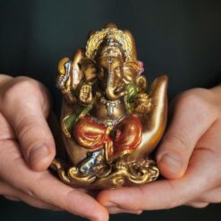 статуэтка Ганеша 12х8 см, фигурка Ганеша бронза, статуэтка ручной работы бог благополучия, фигурка индийский бог Ганеша, статуэтка гипсовая Ганеша, декоративная статуэтка подарок, статуэтка бог мудрости интерьер, Ганеша символ удачи гипс, фигурка для медитативного пространства, бронзовая статуэтка Ганеша украшение, статуэтка индийский стиль декор, фигурка бог Ганеша удача, статуетка Ганеша 12х8 см, фігурка Ганеша бронза, статуетка ручної роботи бог добробуту, фігурка індійський бог Ганеша, статуетка гіпсова Ганеша, декоративна статуетка подарунок, статуетка бог мудрості інтер'єр, Ганеша символ удачі гіпс, фігурка для медитативного простору, бронзова статуетка Ганеша прикраса, статуетка індійський стиль декор, фігурка бог Ганеша удача