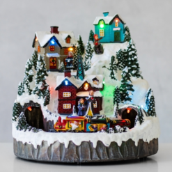 новогодняя карусель Рождественская история, новогодняя карусель 21, 5 см, карусель новогодняя 9153-002, рождественская карусель декор, карусель для новогоднего декора, карусель с рождественской композицией, декоративная карусель на Новый год, новогодняя интерьерная карусель, новогодняя карусель с подсветкой, карусель рождественская история 9153-002, новорічна карусель Різдвяна історія, новорічна карусель 21, карусель новорічна 9153-002, різдвяна карусель декор, карусель для новорічного декору, карусель з різдвяною композицією, декоративна карусель на Новий рік, новорічна інтер'єрна карусель, новорічна карусель з підсвіткою, карусель різдвяна історія 9153-002