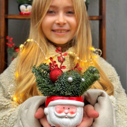 кашпо Дед Мороз с нобилисом 13х9, новогоднее кашпо керамическое, декор новогодний Дед Мороз, праздничное украшение с нобилисом, кашпо Дед Мороз керамика 7х9, мини композиция для Нового года, новогоднее кашпо с ветками, керамическое кашпо с декором, кашпо Дед Мороз праздничное, декор для новогоднего стола, подарок новогодний с нобилисом, кашпо с ветками и игрушками, кашпо Дід Мороз з нобілісом 13х9, новорічне кашпо керамічне, декор новорічний Дід Мороз, святкова прикраса з нобілісом, кашпо Дід Мороз кераміка 7х9, міні композиція на Новий рік, новорічне кашпо з гілками, керамічне кашпо з декором, кашпо Дід Мороз святкове, декор для новорічного столу, подарунок новорічний з нобілісом, кашпо з гілками та іграшками