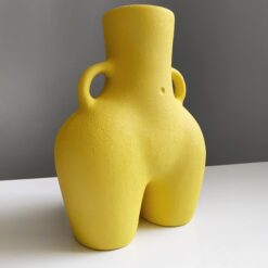 ваза Лола жёлтая матовая 25х18 см, керамическая ваза женская фигура 25 см, стильная ваза женская форма 25 см, декоративная ваза женская попа 25х18 см, арт-ваза женская керамика 25х18 см, интерьерная ваза женская матовая 25 см, дизайнерская ваза женские формы 25 см, подарочная ваза женская Лола 25х18 см, оригинальная ваза женская скульптура 25 см, современная ваза женский силуэт 25х18 см, настольная ваза женское тело 25 см, художественная ваза женская матовая 25х18 см, ваза Лола жовта матова 25х18 см, керамічна ваза жіноча фігура 25 см, стильна ваза жіноча форма 25 см, декоративна ваза жіноча попа 25х18 см, арт-ваза жіноча кераміка 25х18 см, інтер'єрна ваза жіноча матова 25 см, дизайнерська ваза жіночі форми 25 см, подарункова ваза жіноча Лола 25х18 см, оригінальна ваза жіноча скульптура 25 см, сучасна ваза жіночий силует 25х18 см, настільна ваза жіноче тіло 25 см, художня ваза жіноча матова 25х18 см