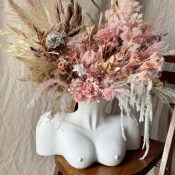 Букет із сухоцвітів та стабілізованих квітів