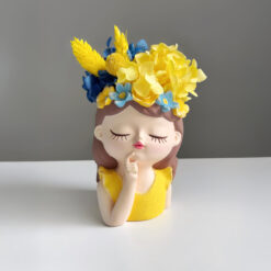 Кашпо Україночка в національних кольорах