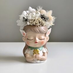 Кашпо Лесная фея в белом с букетом