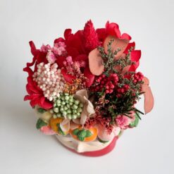 Кашпо девочка Фруктовый венок