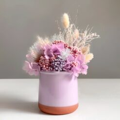 інтер*єрна композиція із стабілізованих квітів