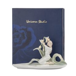 Блюдо Дівчина з нарцисом