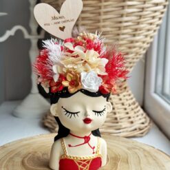 кашпо гіпсове з букетом