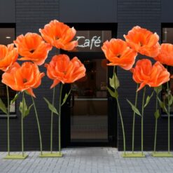 ростові квіти штучні для прикрашання фасаду